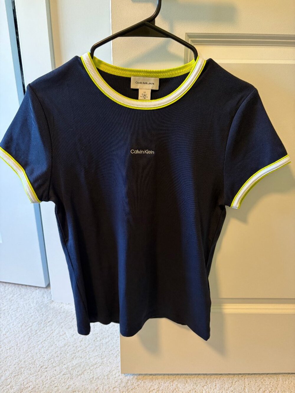 Calvin Klein Navy T-Shirt Size Large